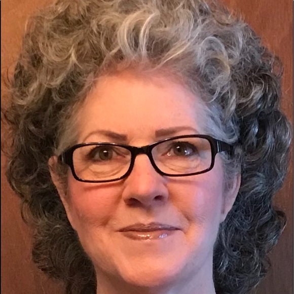 Meet your Posher, Annette - Picture 1 of 1